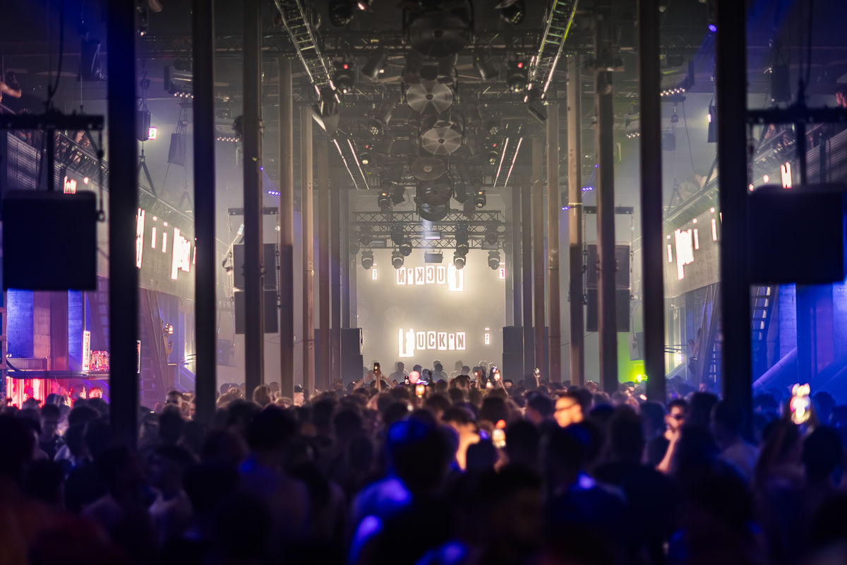 Loading... just a sec